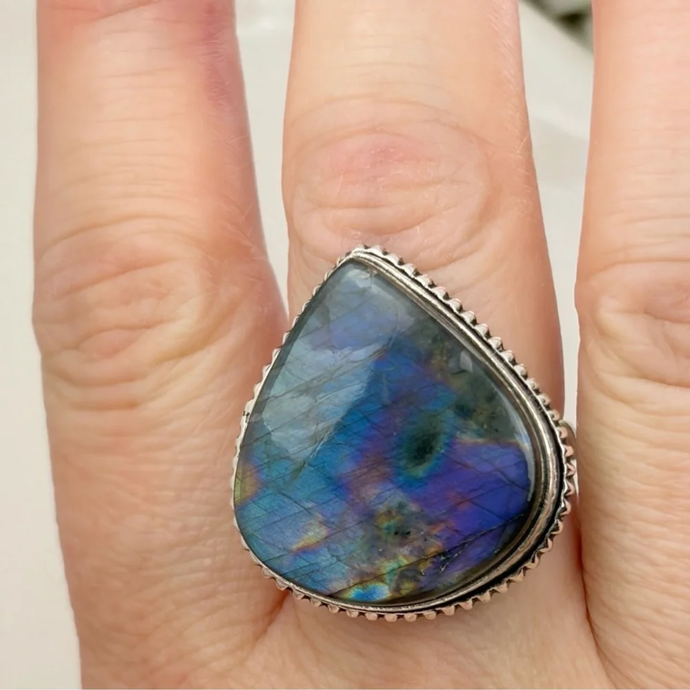 Natural Purple Labradorite Ring Size 8 1/2 8.5 Boho 925 Sterling Silver Overlay